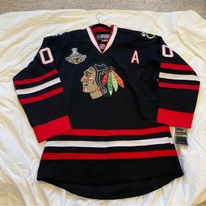 NEW w/TAGS Reebok Blackhawks Patrick Sharp Black Jersey 2010 Stanley Cup Patch